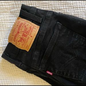 Vintage Levi’s High Waisted Jean
